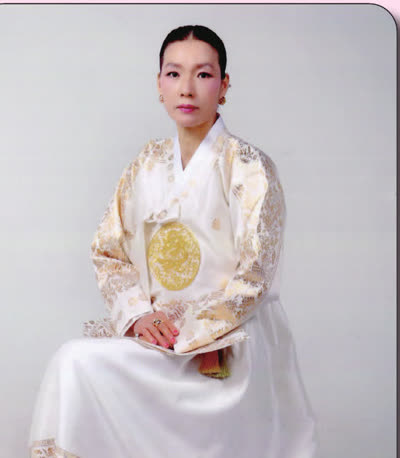 서울 새남굿 전수자 김우정